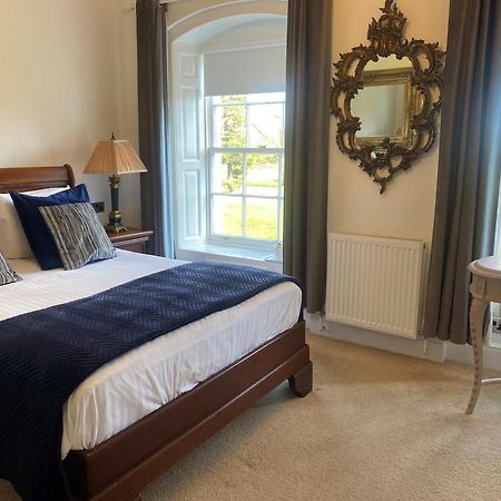 The Retreat New Forest, Hinton Крайстчърч Екстериор снимка