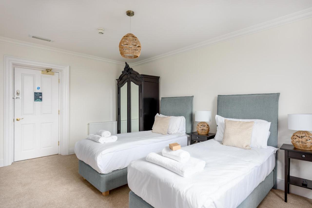 The Retreat New Forest, Hinton Крайстчърч Екстериор снимка