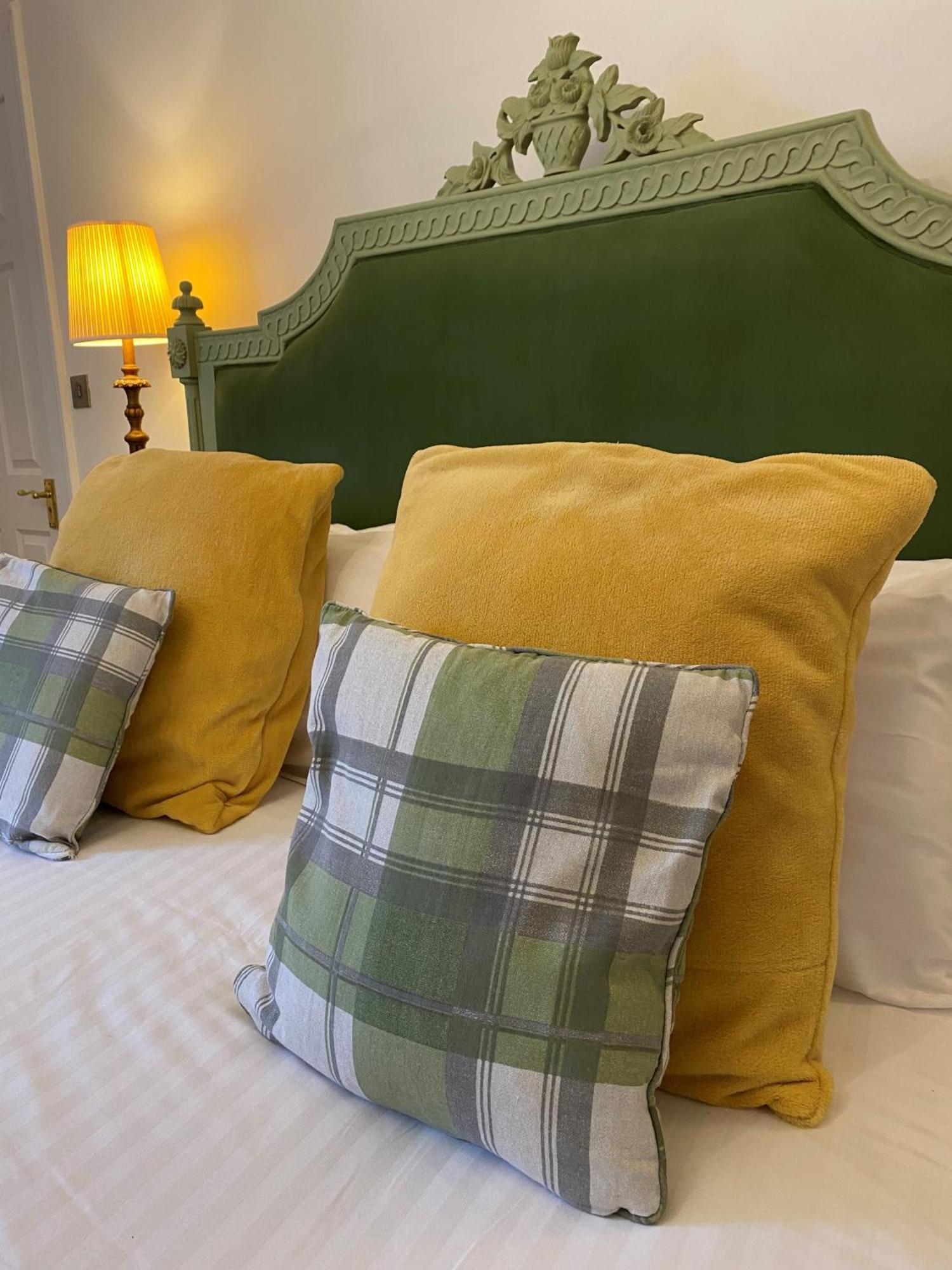 The Retreat New Forest, Hinton Крайстчърч Екстериор снимка