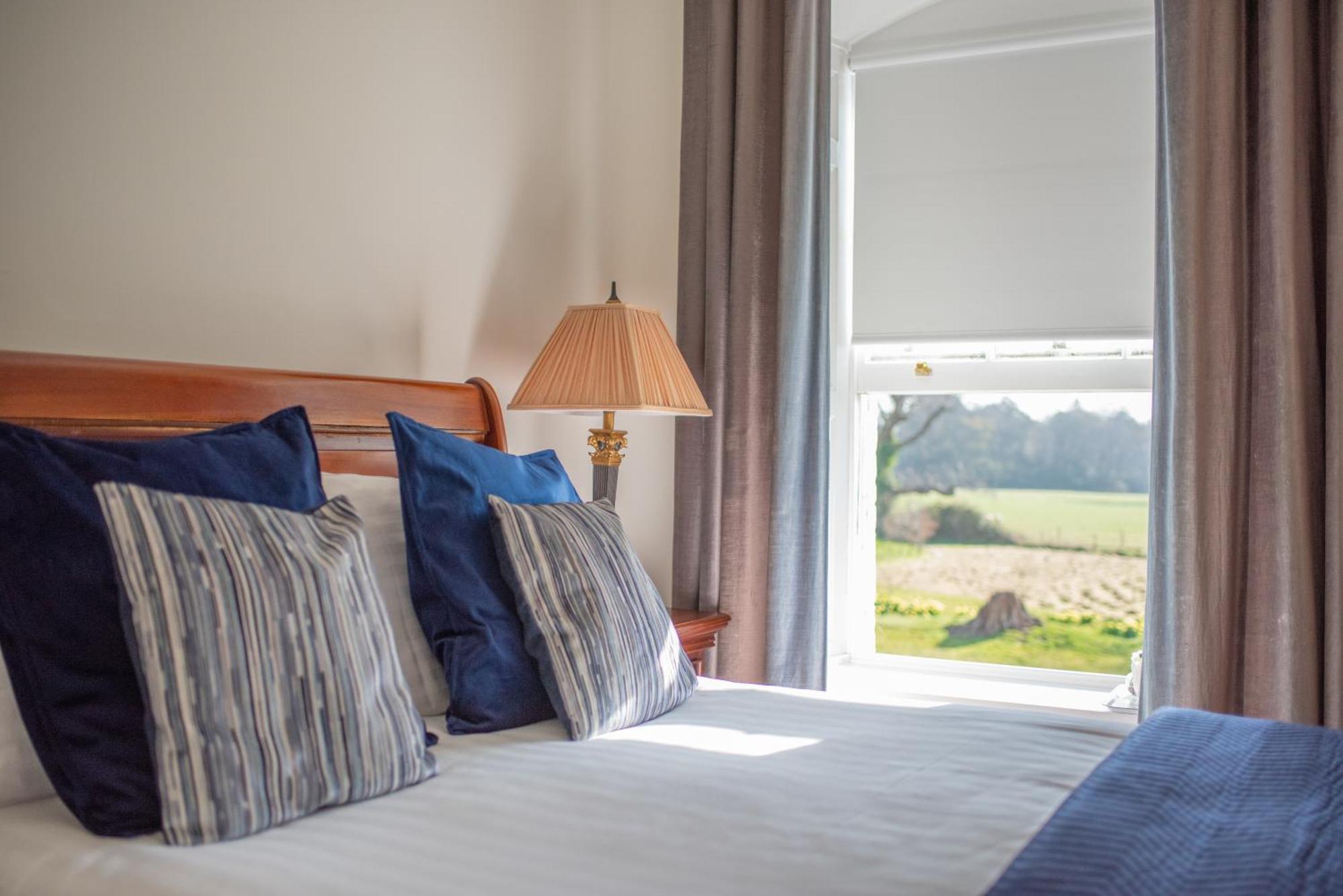 The Retreat New Forest, Hinton Крайстчърч Екстериор снимка