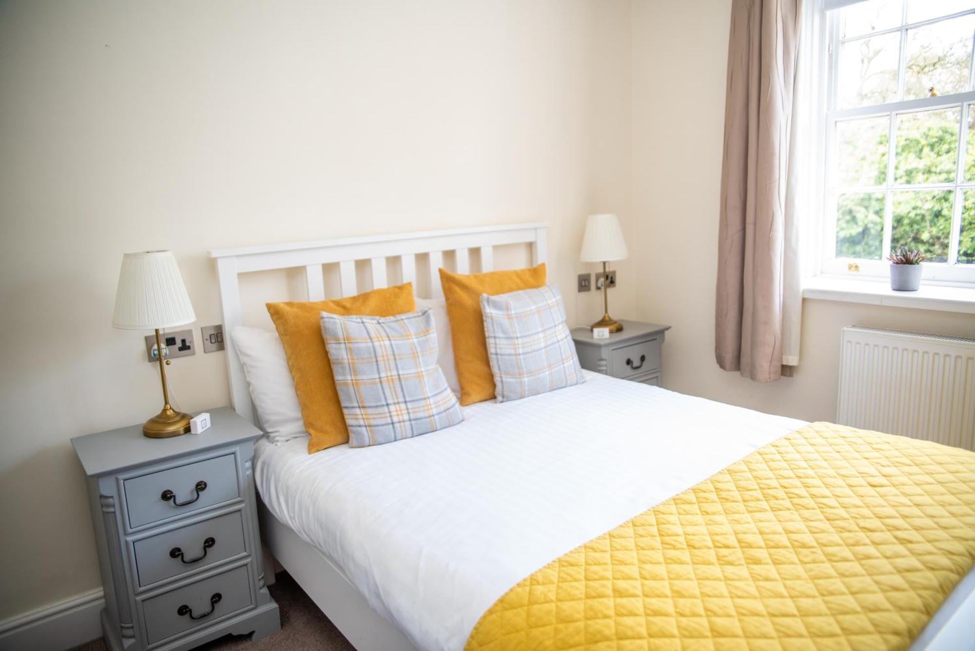 The Retreat New Forest, Hinton Крайстчърч Екстериор снимка