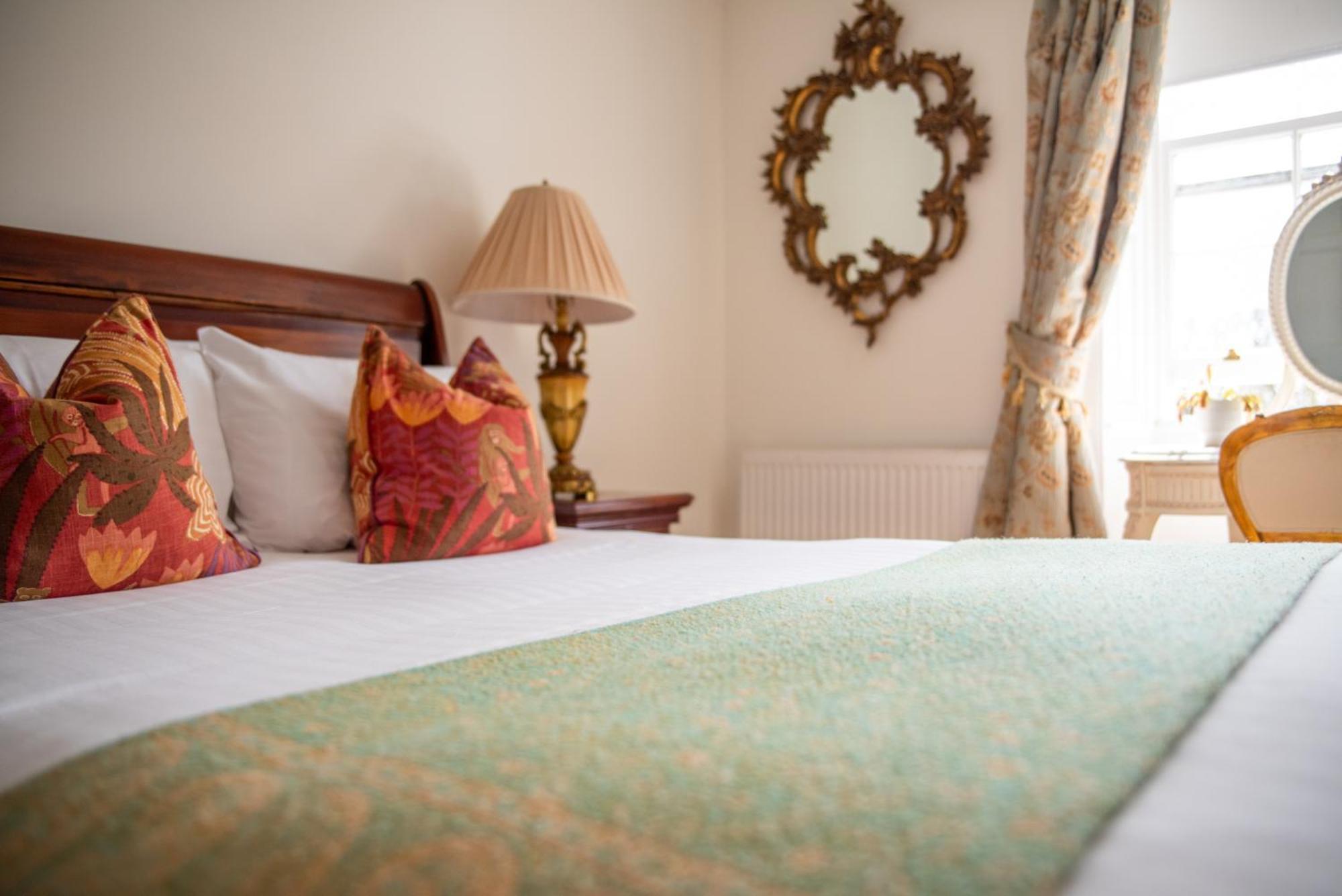 The Retreat New Forest, Hinton Крайстчърч Екстериор снимка